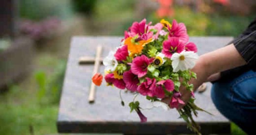 Should You Bury or Cremate?