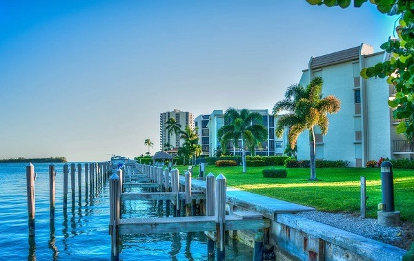 How to Find the Right Realtor When Buying Your First Marco Island Real Estate