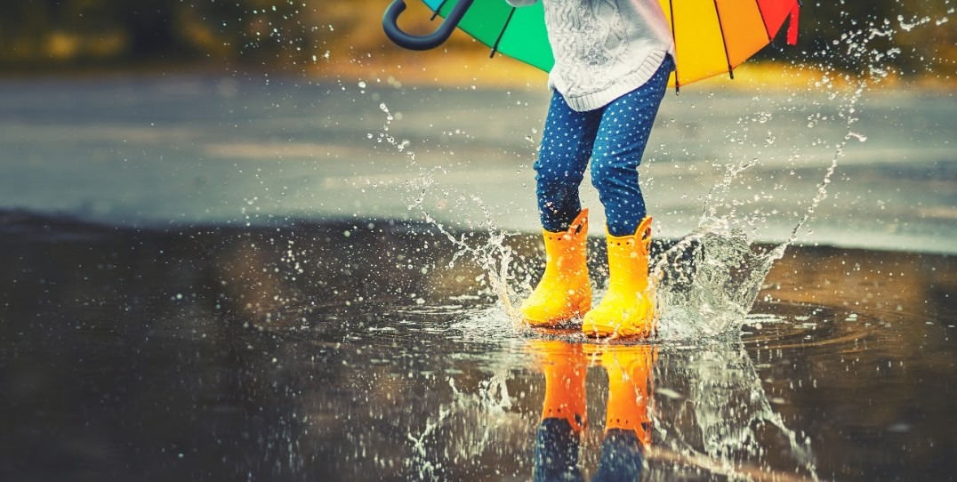 Best Tips For Moving In The Rain