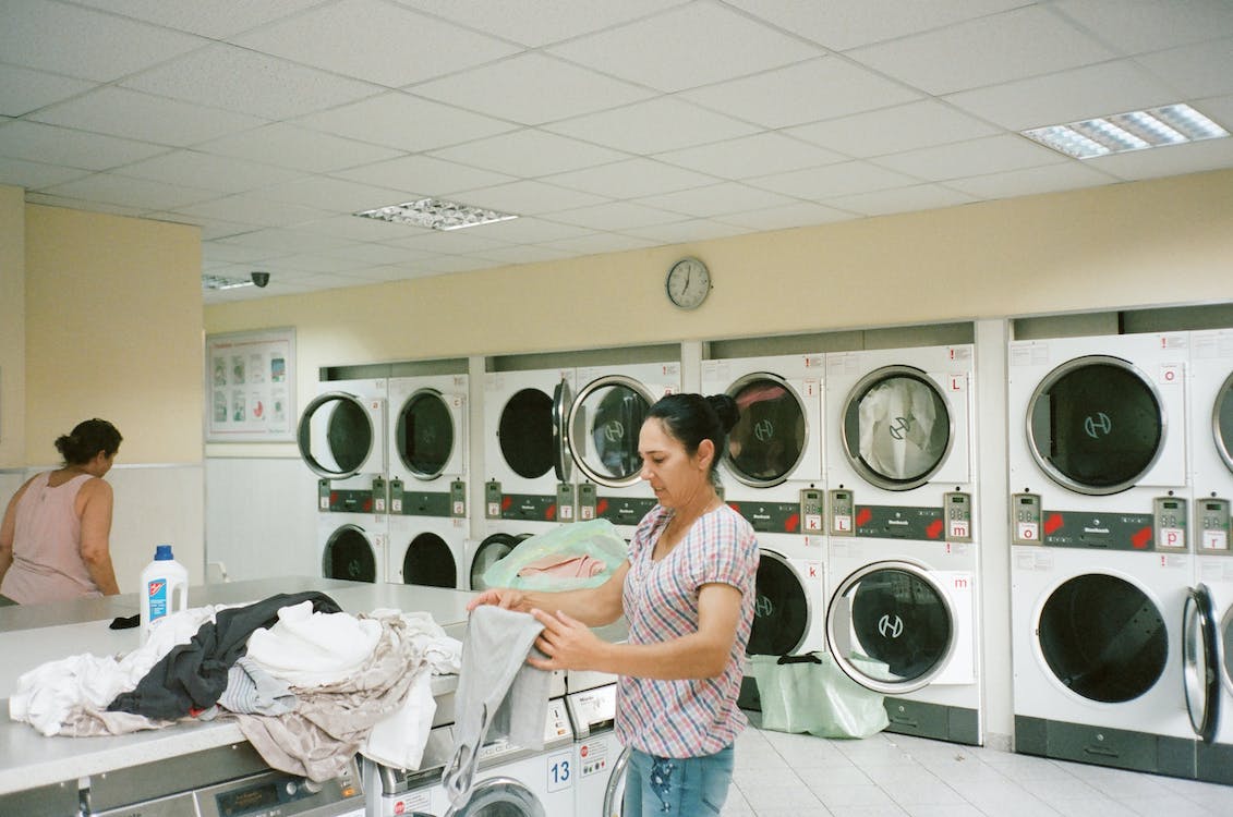 Wash Dirty Laundry In Coin-Operated Machines Conveniently