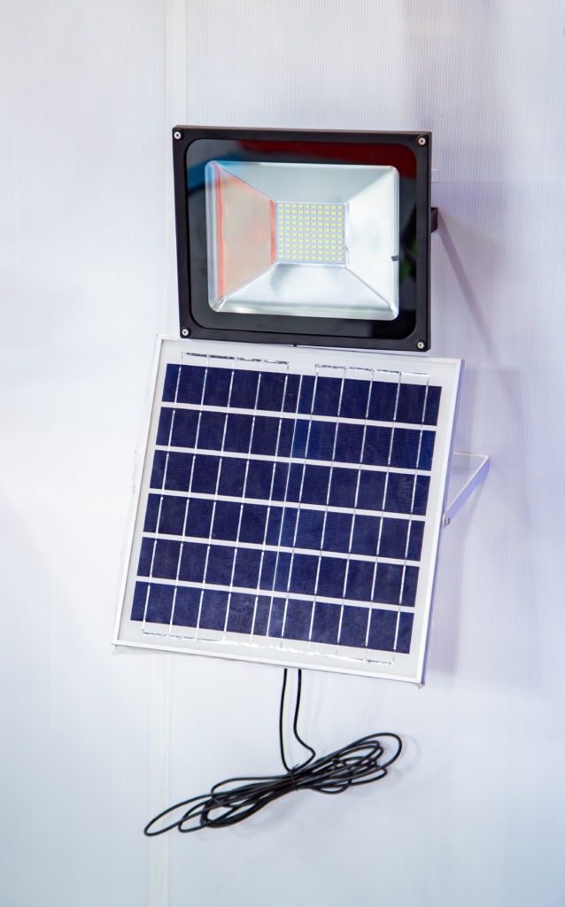 LED flood light powered by solar cell