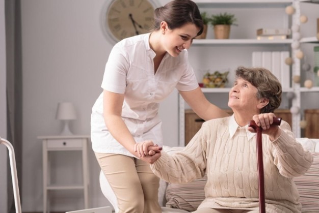Select the best senior living services with visiting Senior site