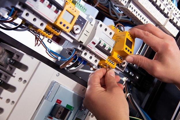 How to Choose the Best Commercial Electrician