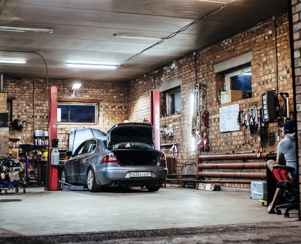 5 Amazing Ways to Decorate Your Garage