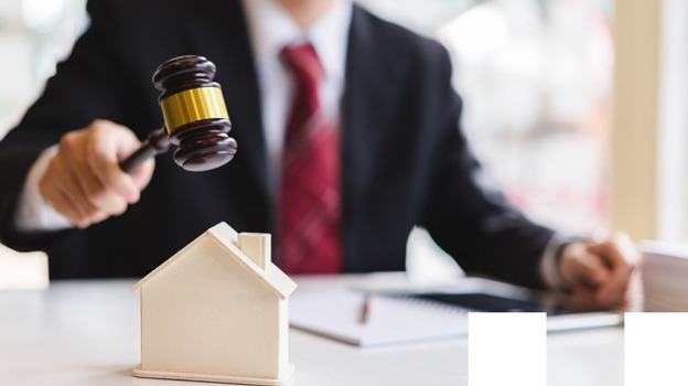 How a buyer's agent can help you with an auction