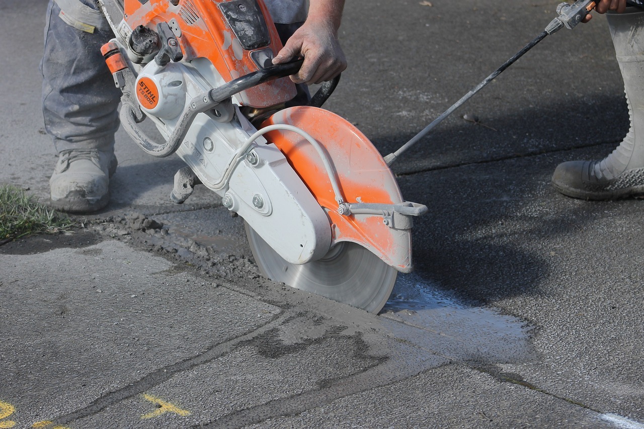 What Tools Do You Use To Cut Concrete