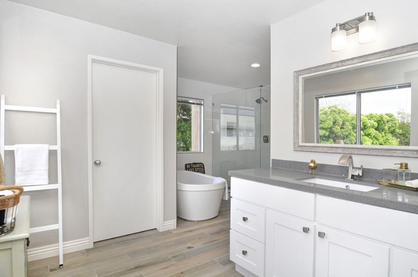 What to Consider When Remodeling Your Bathroom and Kitchen