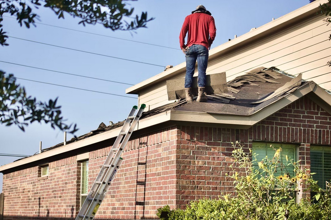 Why you should hire a roofing company in Florida