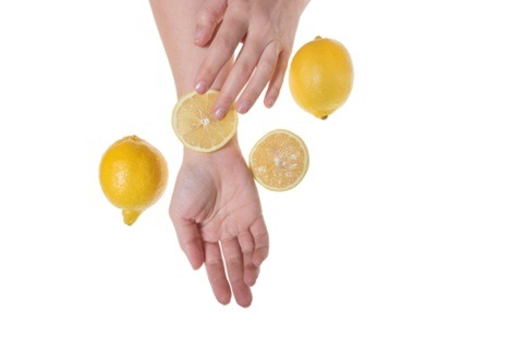 Lemons to fight a dull complexion