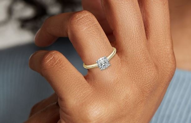 Factors to Consider when Buying a Solitaire Ring