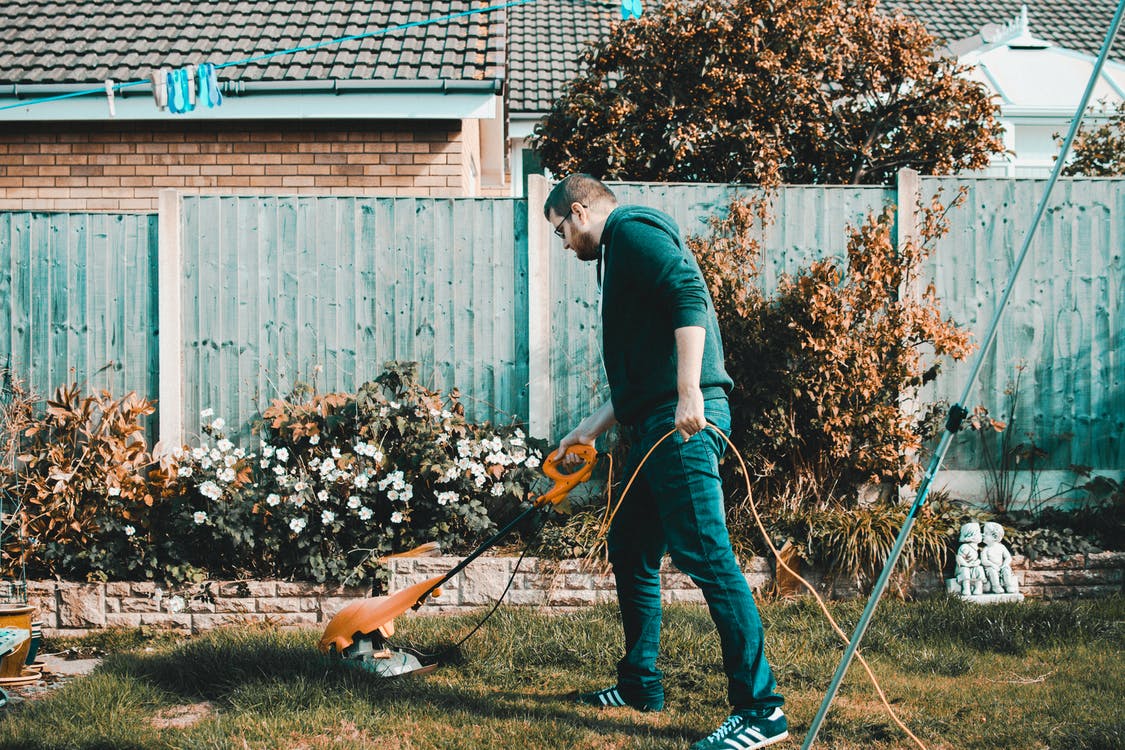 Electric Lawn Mowers What To Know Before You Buy
