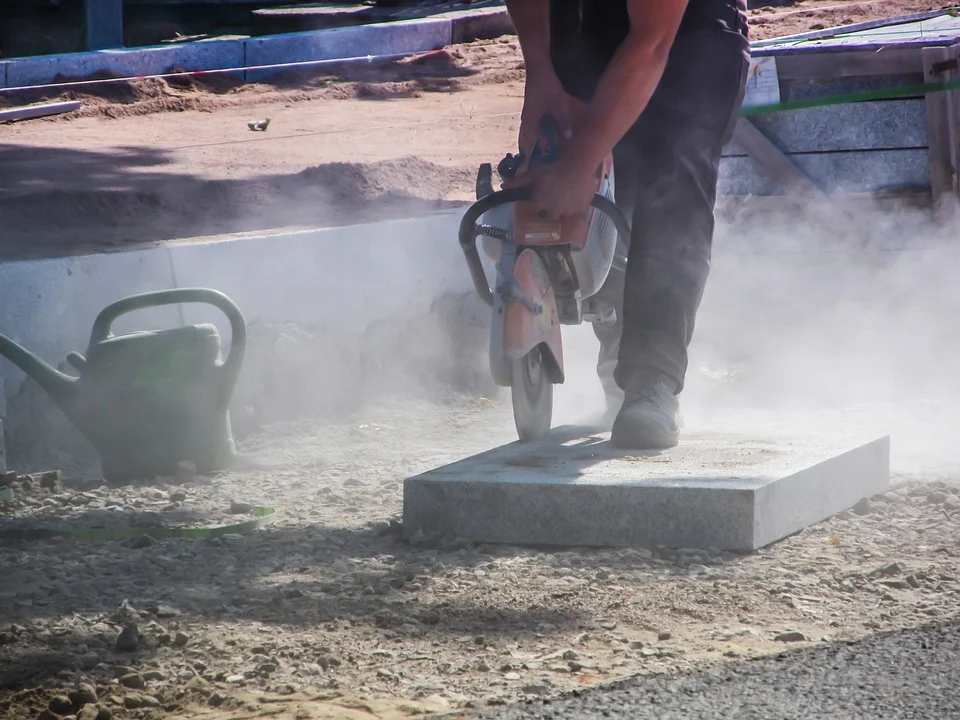 Ways To Suppress Dust at Your Worksite