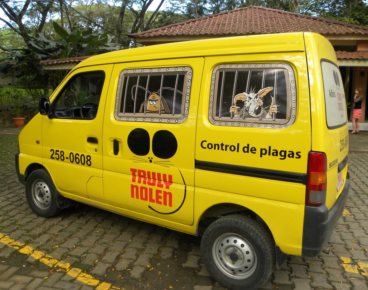 6 Signs that Your Home Needs Pest Control Service Now