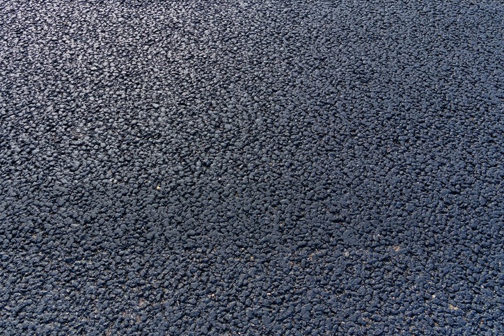 The Pros and Cons of Having an Asphalt Driveway