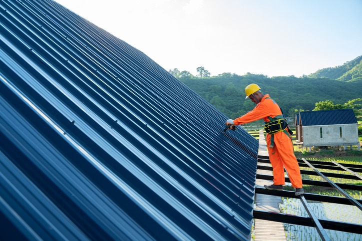 6 Must-Have Elements Of A Credible Commercial Roofing Contractor