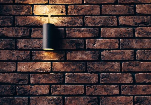 The Main Advantages of a Brick Slip Feature Wall for Your Interior or Exterior Space