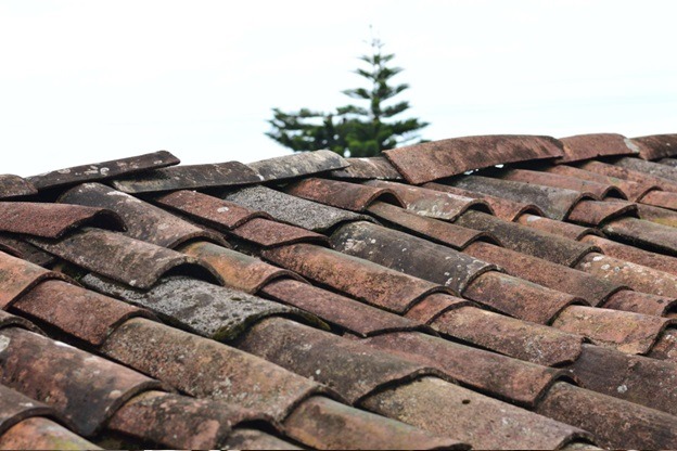 Is it worth claiming roof damage on insurance