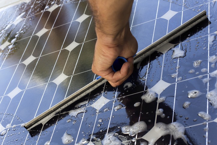 Solar Panel Maintenance and Cleaning Tips