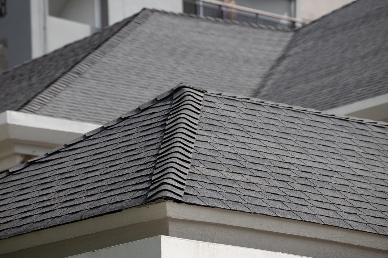 dark gray asphalt roof shingles
