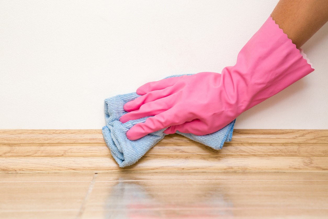 Baseboard, Cleaning, Dust, Wall–Building Feature, Dust, Housework, Domestic Life, Hotel, Scouring Pad, Working, Custodian, Dirty, Home Interior, Messy, Mop, Surface Level, Apartment, Bathroom