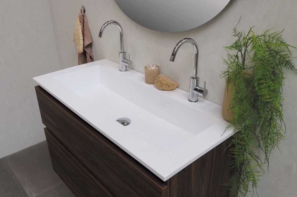 sink, bathroom design, interior design, bathroom storage, bathroom organization, bathroom towel, mirror, faucet