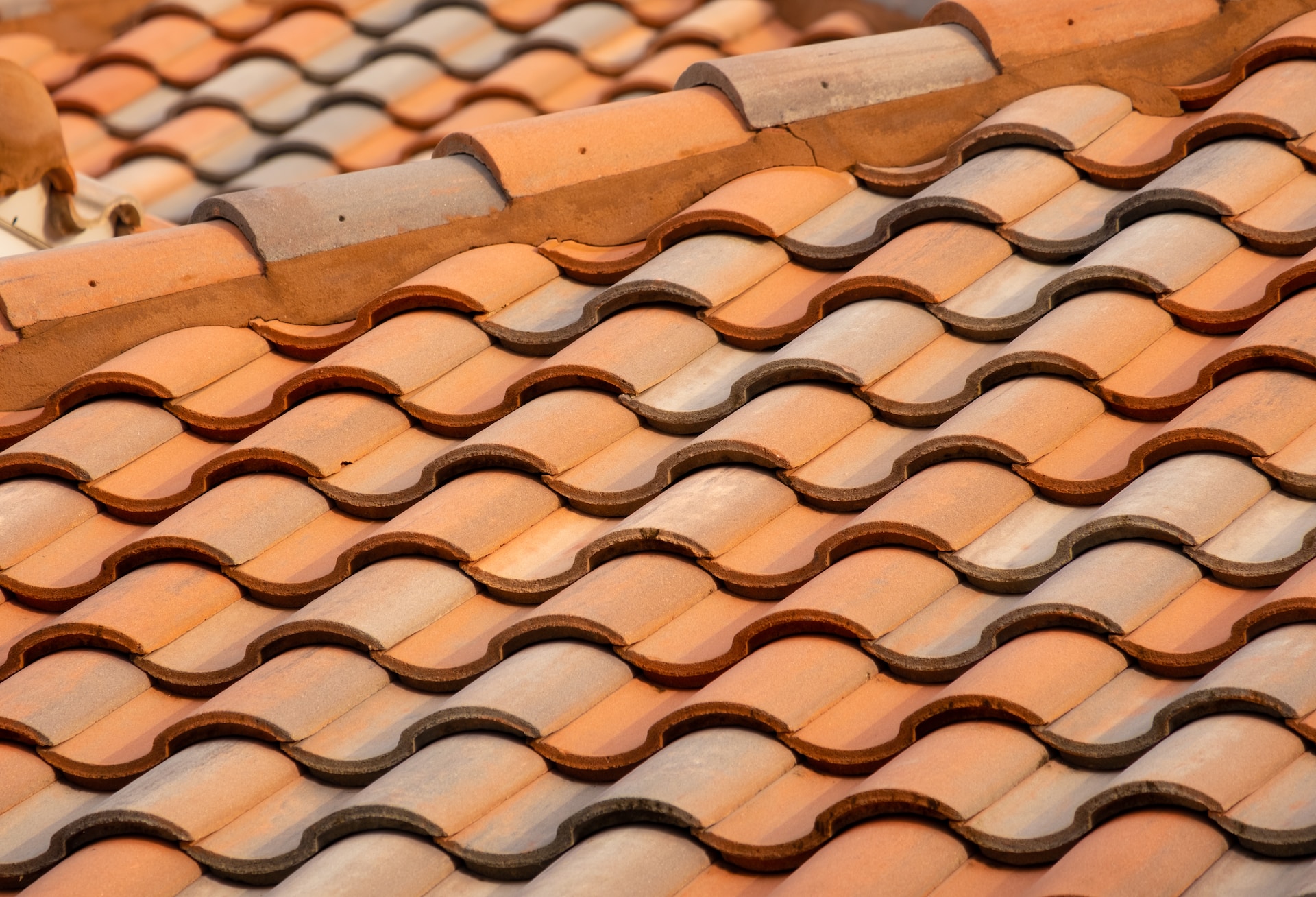 Key Strategies for Cracked Tile Roof Restoration
