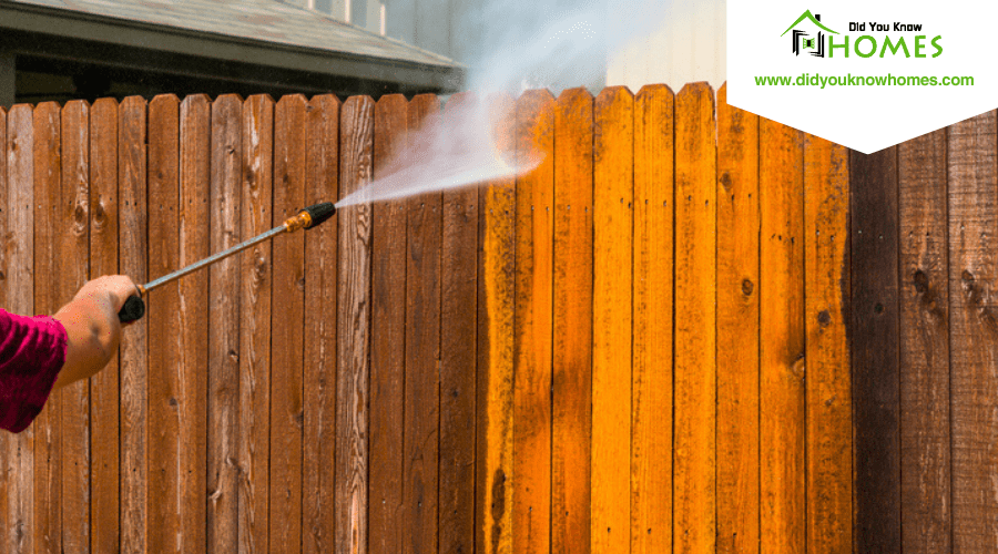 Guide to Staining and Sealing Wood Fences